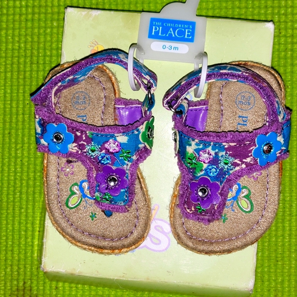 Baby sandles bt teeny toes